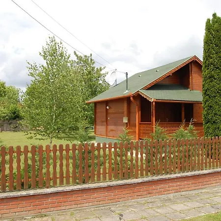 House Farsang 別荘