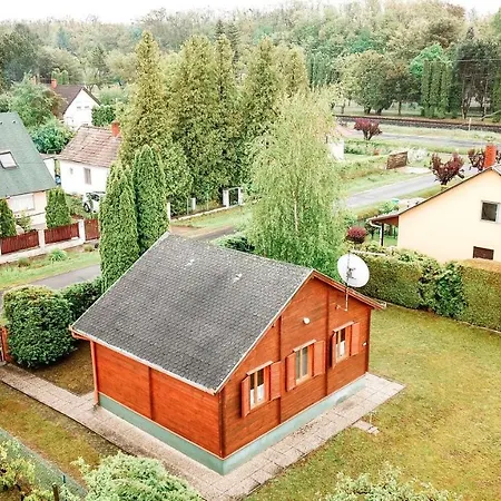 House Farsang 別荘